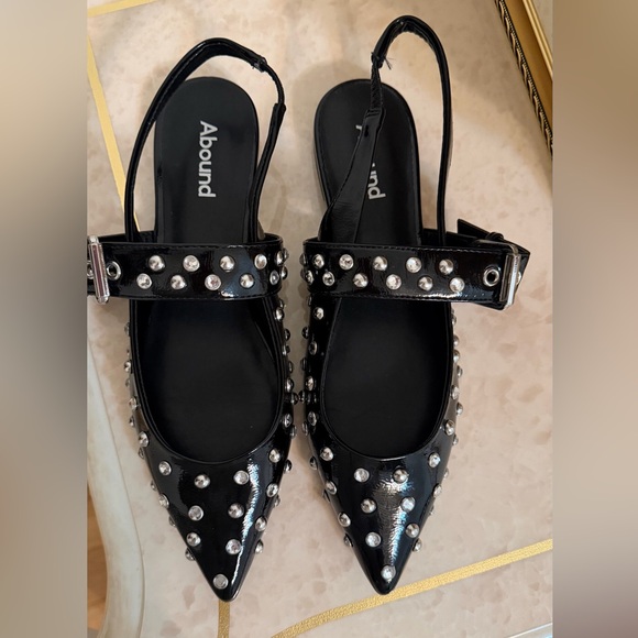 Abound Black Abound
Kadia Slingback Pointed
Toe Flat (Women) - Picture 2 of 7